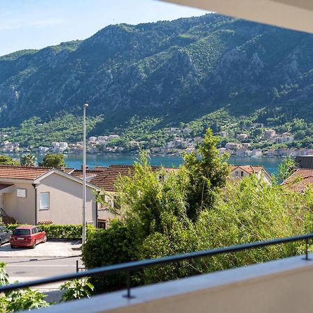 C Group Apartments Kotor Exterior foto