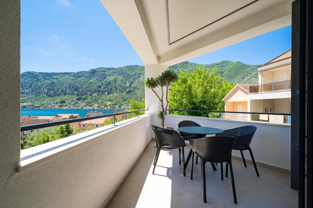 C Group Apartments Kotor Exterior foto