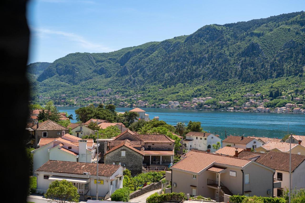 C Group Apartments Kotor Exterior foto